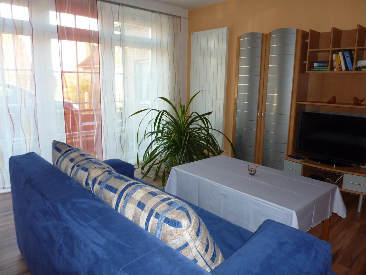 Ferienwohnung Am Deich Блеккеде Экстерьер фото